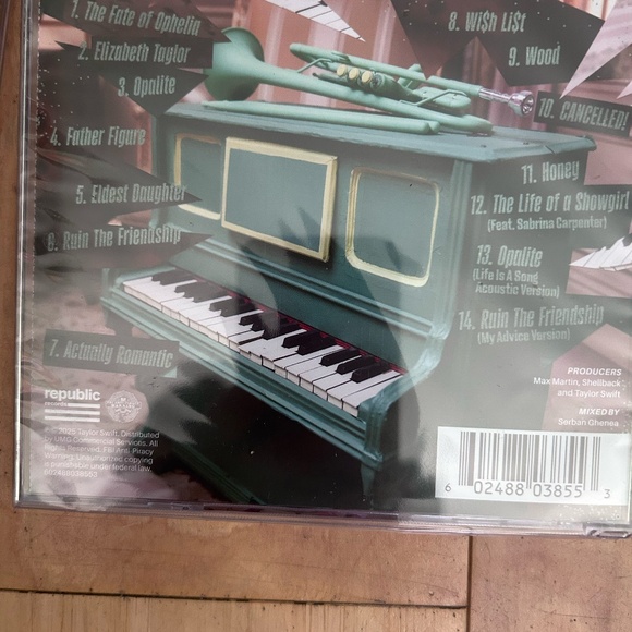 Taylor‎ Swift The Life Of A Show Girl  Cabaret Acoustic CD Full set of 4 In Hand - Picture 8 of 8